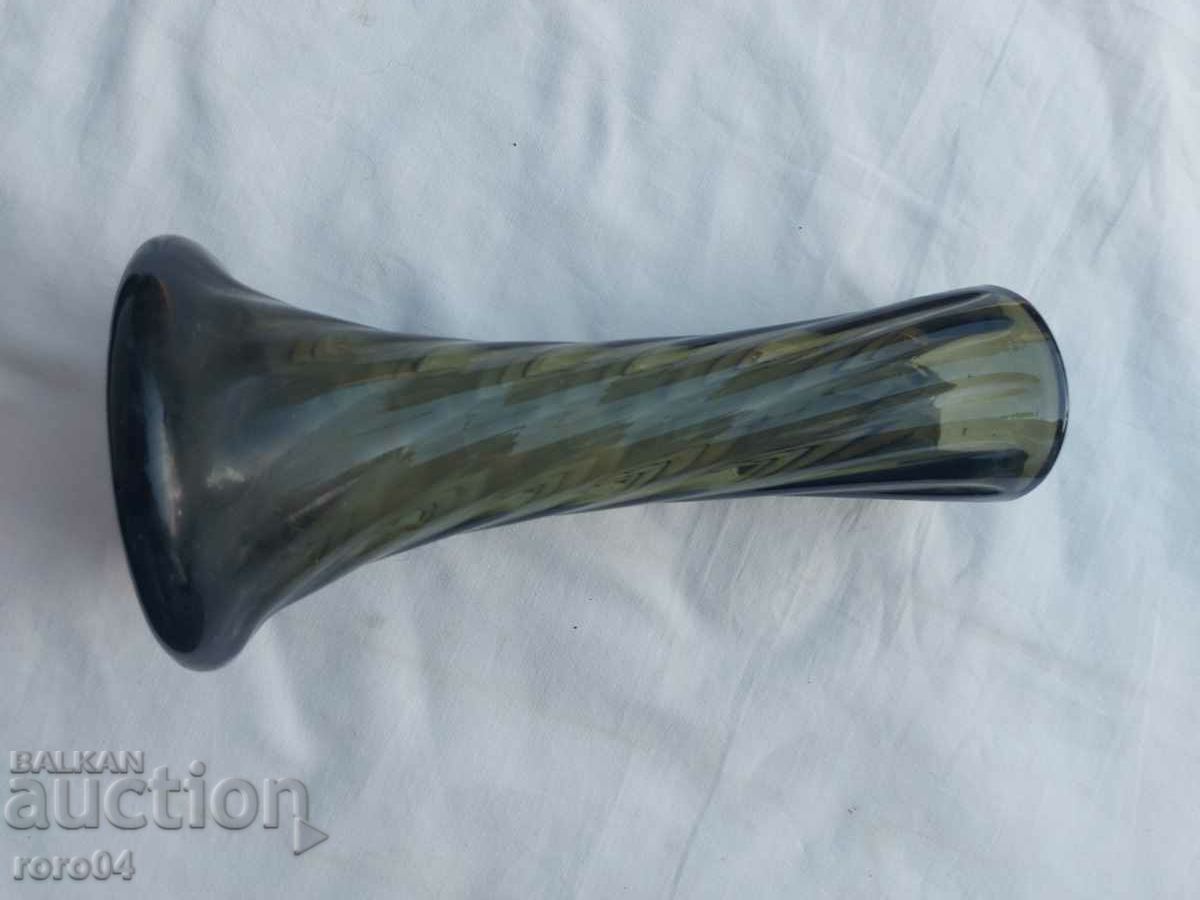 ΒΑΖΟ - ΠΡΑΣΙΝΟ ΓΥΑΛΙ - 6 ΒΑΖΟ - ΠΡΑΣΙΝΟ ΓΥΑΛΙ - 6