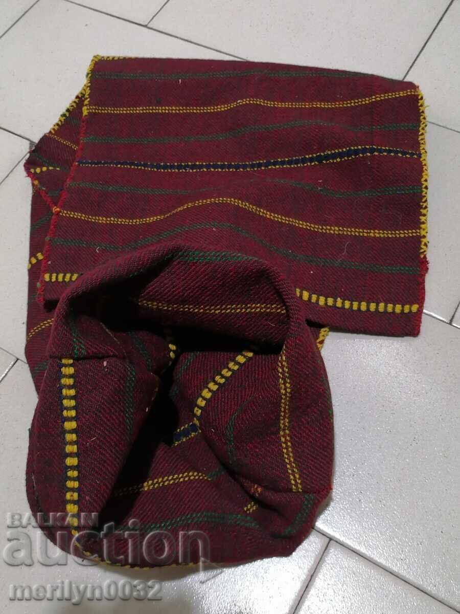 Hand-woven pillow case on a mattress - 6