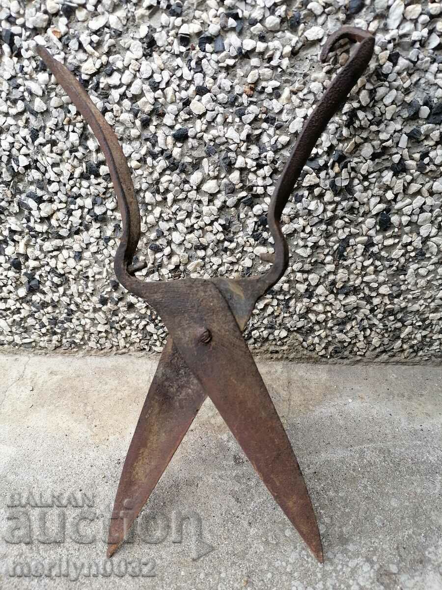 Old hand forged scissors wrought iron primitive with price 48.00 BGN | € 24.54 Old hand forged scissors wrought iron primitive with price 48.00 BGN | € 24.54