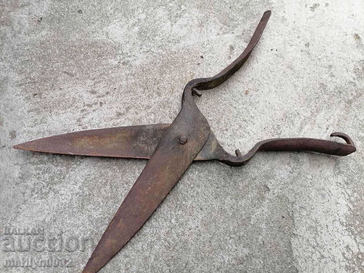 Auction Old hand forged scissors wrought iron primitive Auction Old hand forged scissors wrought iron primitive