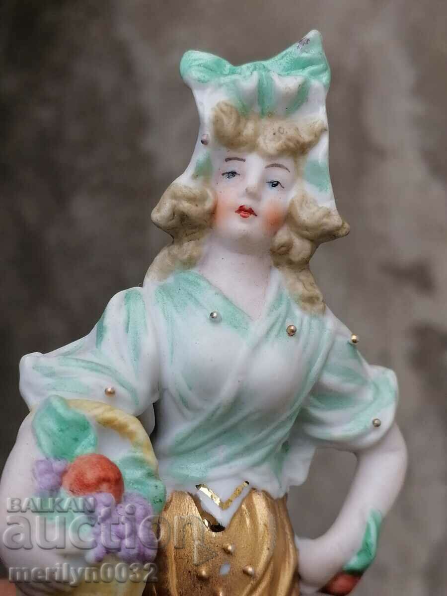 Porcelain figure lady figurine porcelain plastic doll with price 47.00 BGN | € 24.03 Porcelain figure lady figurine porcelain plastic doll with price 47.00 BGN | € 24.03