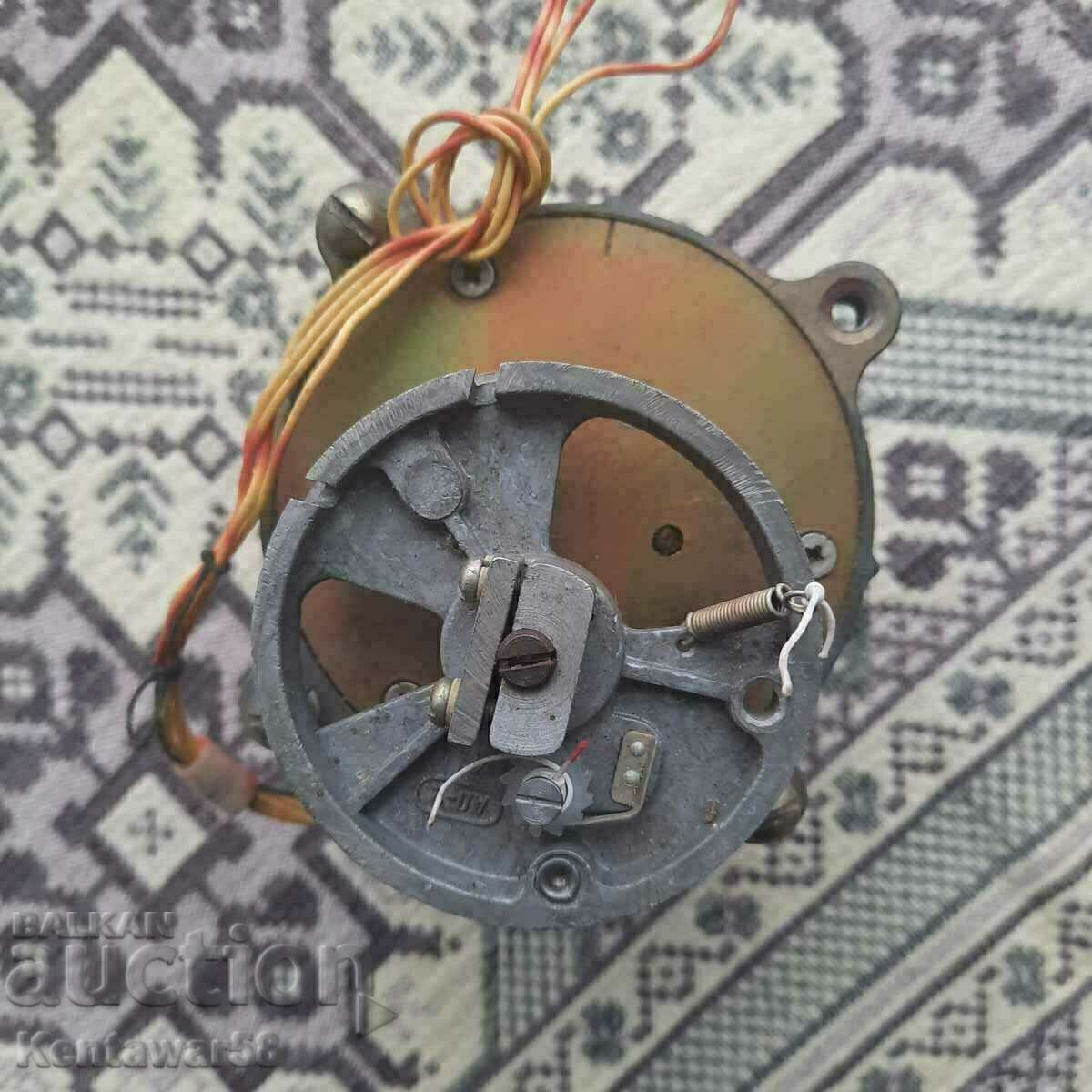 Auction Asynchronous electric motor D -219P1 Auction Asynchronous electric motor D -219P1