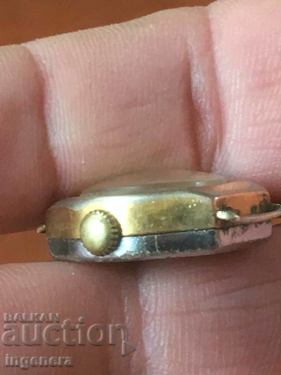 Delivery of WOMEN'S WATCH "ZARYA" USSR GOLD Delivery of WOMEN'S WATCH "ZARYA" USSR GOLD