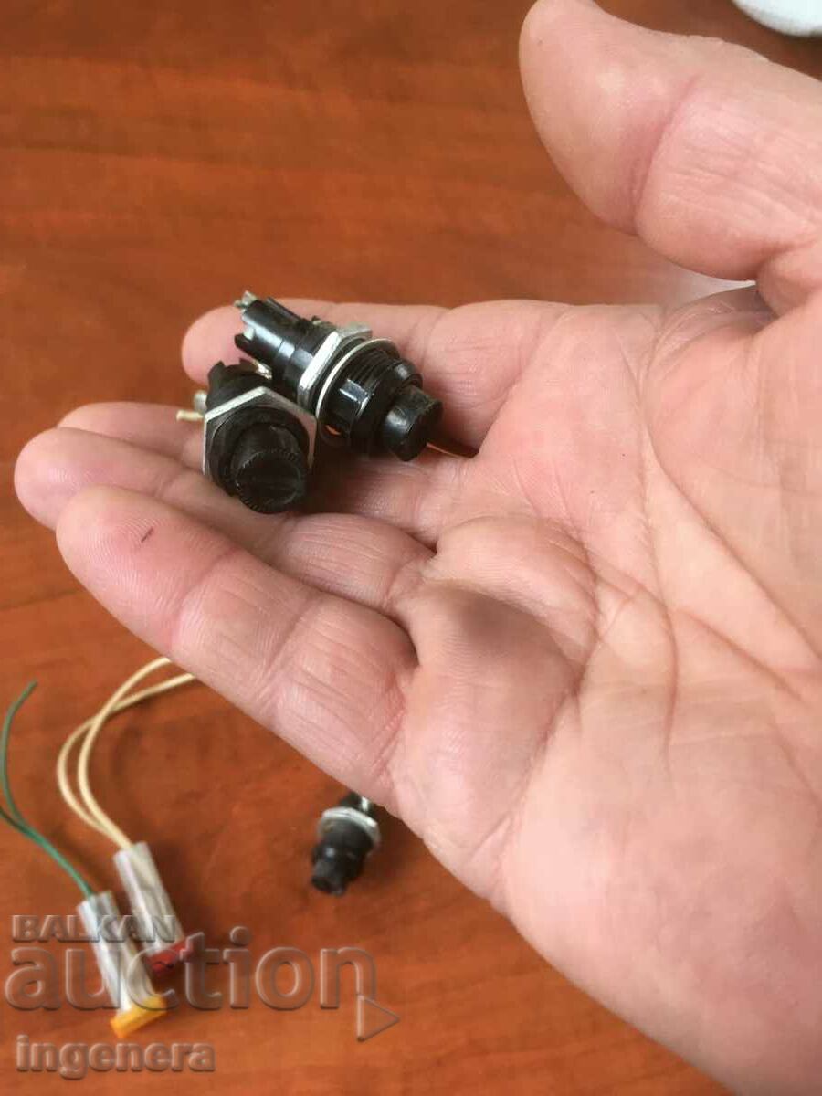 Auction ELECTRICAL PARTS FUSES AND GLIM LAMPS Auction ELECTRICAL PARTS FUSES AND GLIM LAMPS