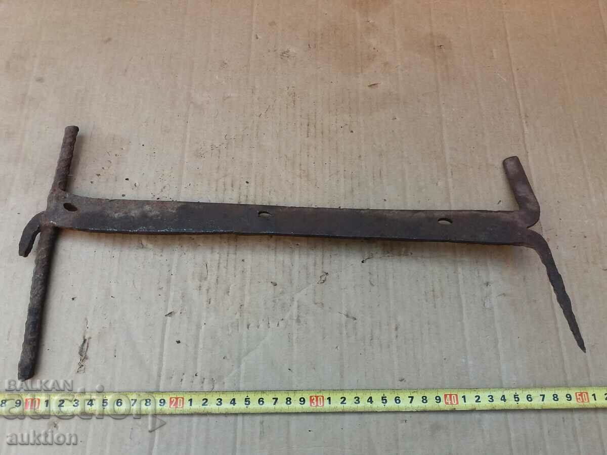 OLD FORGED SCRAP SCRAPER - 7 OLD FORGED SCRAP SCRAPER - 7
