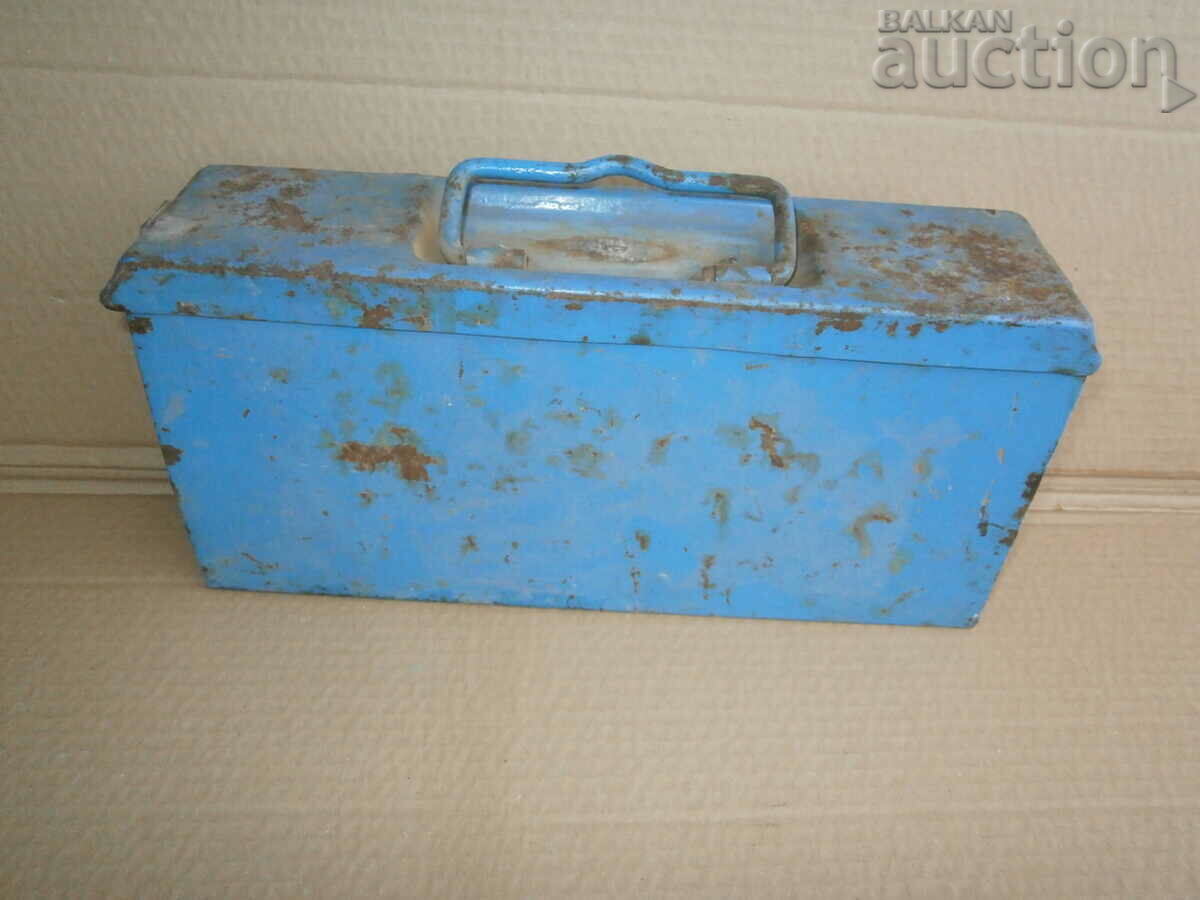 Auction Cartridge case MG 34 42 Wehrmacht WWII ammunition box Auction Cartridge case MG 34 42 Wehrmacht WWII ammunition box
