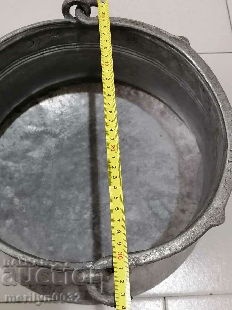 An old copper boiler, a pot, a malt, a baker - 7 An old copper boiler, a pot, a malt, a baker - 7