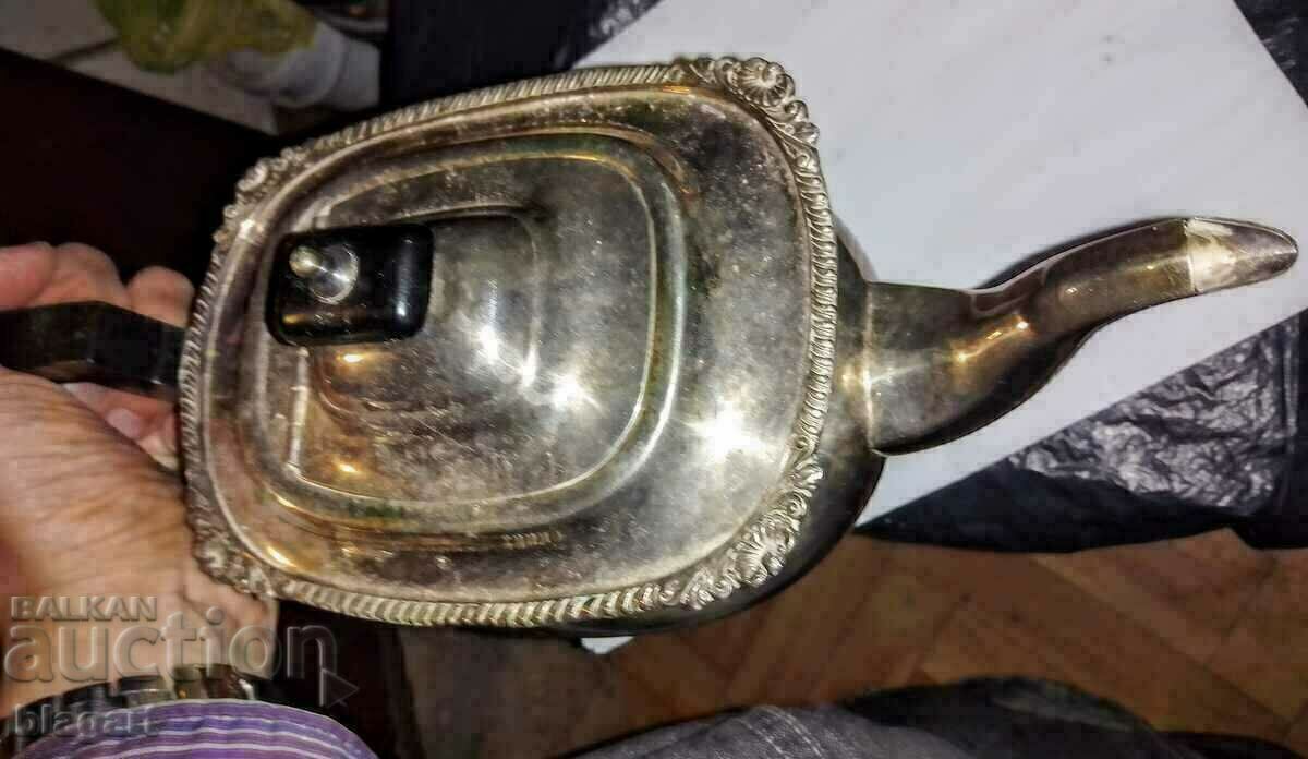 Auction Silver-plated English teapot, coffee pot Auction Silver-plated English teapot, coffee pot