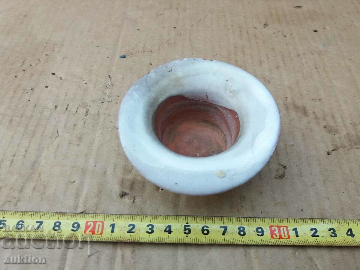 OLD SMALL PORCELAIN VASE with price 1.99 BGN | € 1.02 OLD SMALL PORCELAIN VASE with price 1.99 BGN | € 1.02