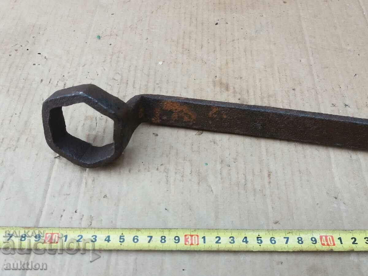 Auction FORGED TROLLEY WRENCH, WAGON TOOL Auction FORGED TROLLEY WRENCH, WAGON TOOL