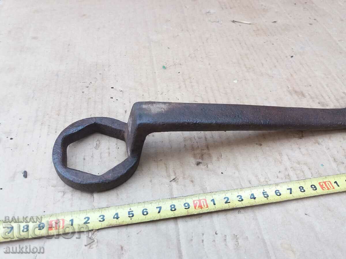 Auction FORGED TROLLEY WRENCH, DRIVE, TWO-TOOL TOOL Auction FORGED TROLLEY WRENCH, DRIVE, TWO-TOOL TOOL