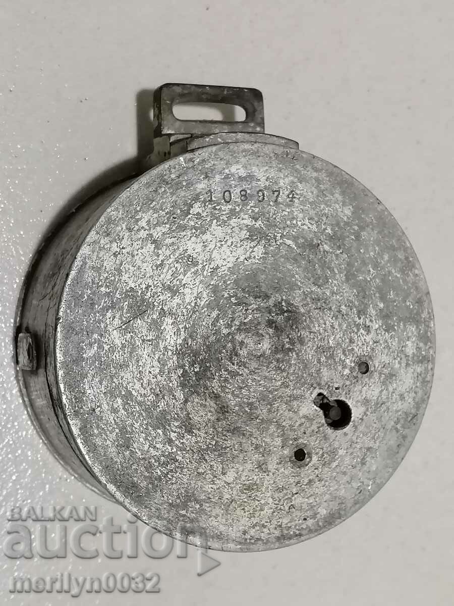 German watch watch with winding key WW2 Wehrmacht with price 159.00 BGN | € 81.30 German watch watch with winding key WW2 Wehrmacht with price 159.00 BGN | € 81.30