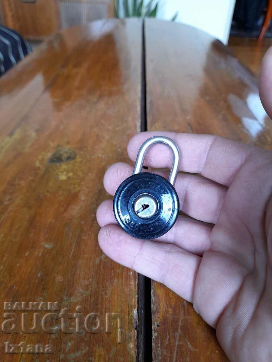 Old padlock Tokoz with price 9.00 BGN | € 4.60 Old padlock Tokoz with price 9.00 BGN | € 4.60