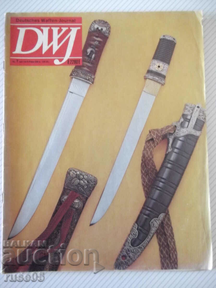 Cartea „DWJ – Deutsches Waffen Journal – 1975”. - 112 pagini.