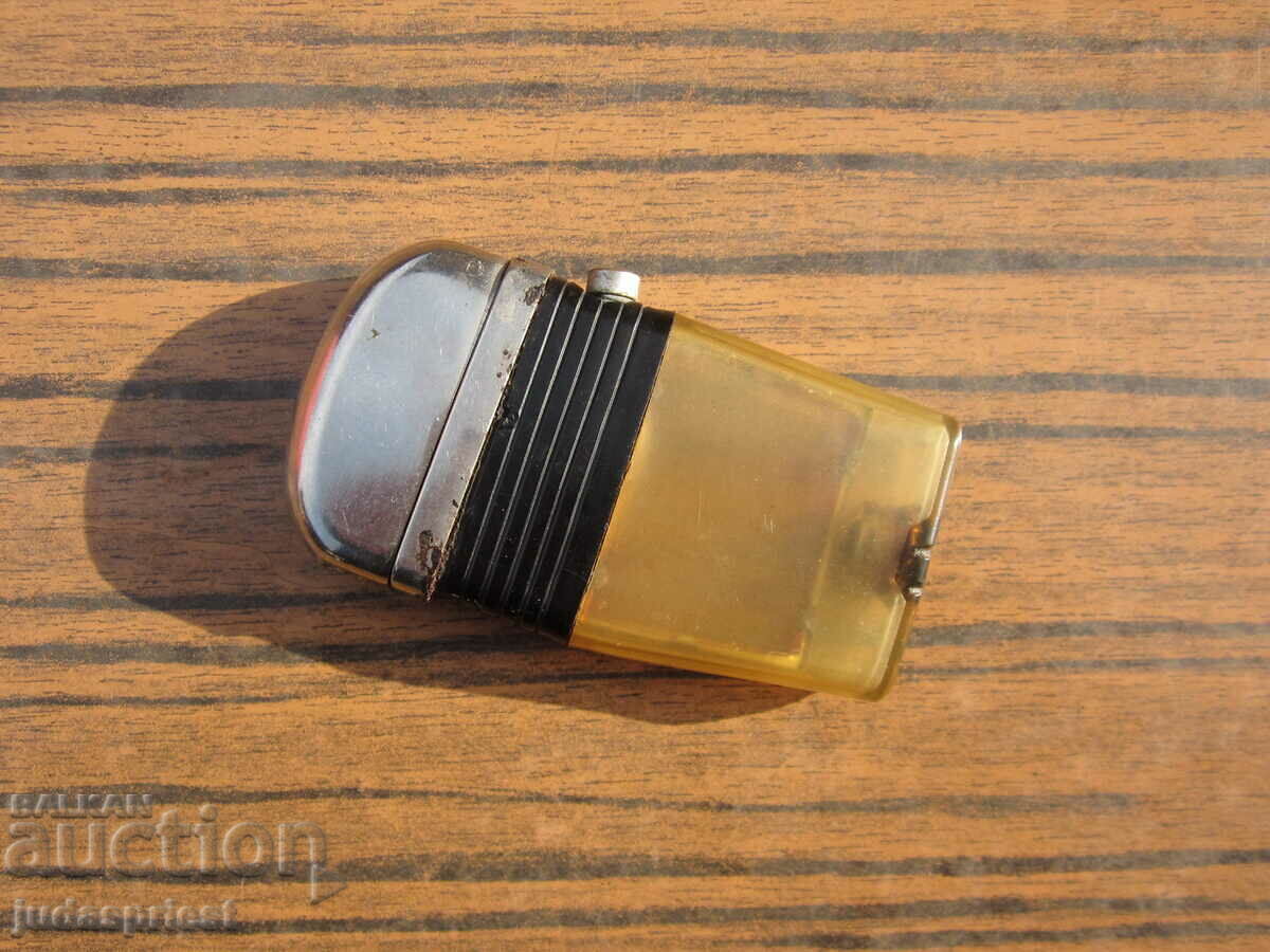 interesting old retro lighter with price 20.00 BGN | € 10.23 interesting old retro lighter with price 20.00 BGN | € 10.23