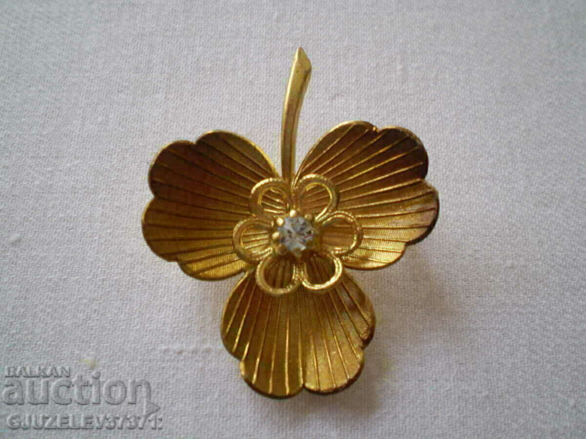 brooch leaf flower with crystal 1930s