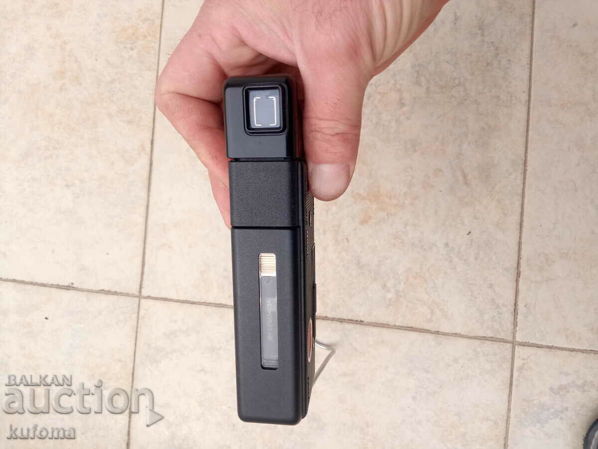 Licitație Cameră veche de buzunar cu blitz Agfamatic-4000