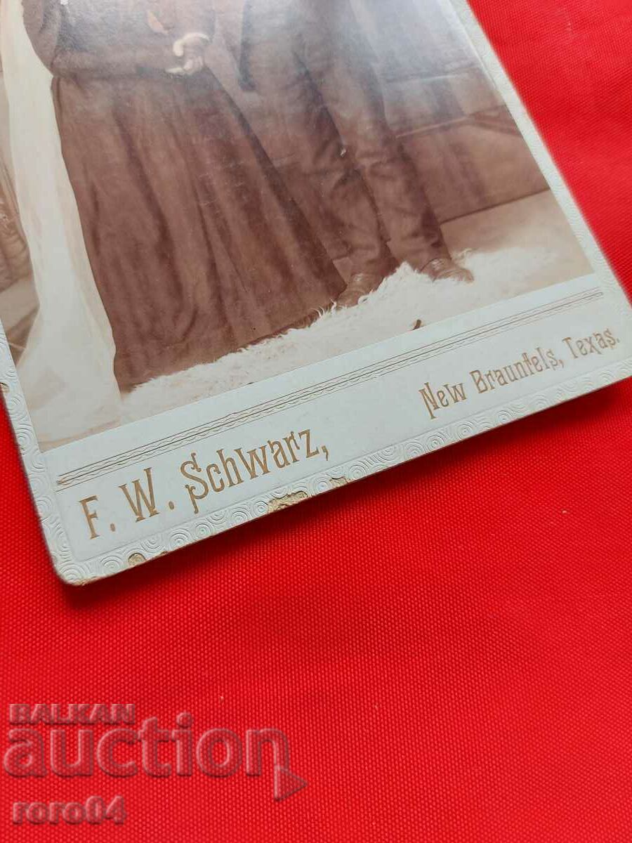 F.W. Schwarz - Texas - 7 F.W. Schwarz - Texas - 7