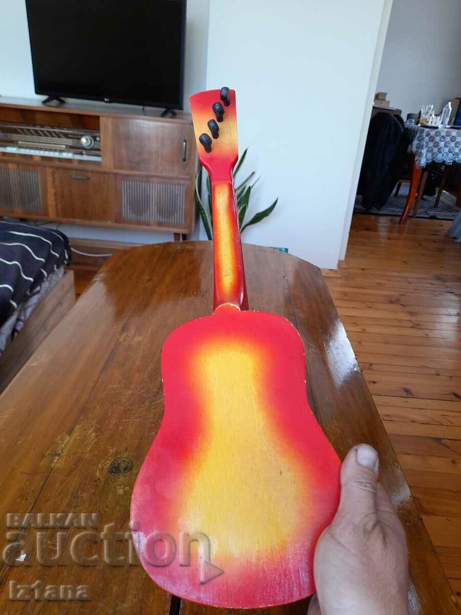 Old children's guitar - 5 Old children's guitar - 5