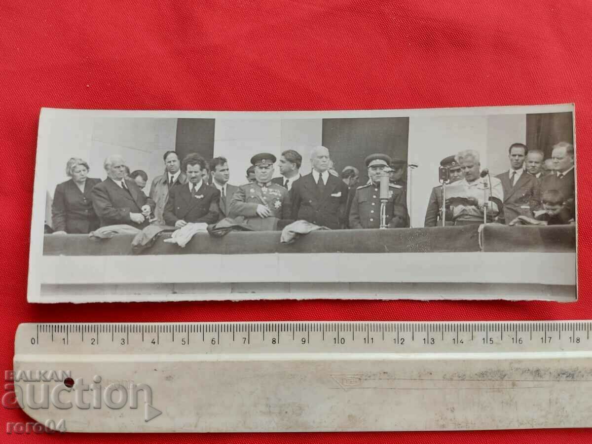 GENERALS - VALKO CHERVENKOV - POLITICIANS with price 49.50 BGN | € 25.31 GENERALS - VALKO CHERVENKOV - POLITICIANS with price 49.50 BGN | € 25.31