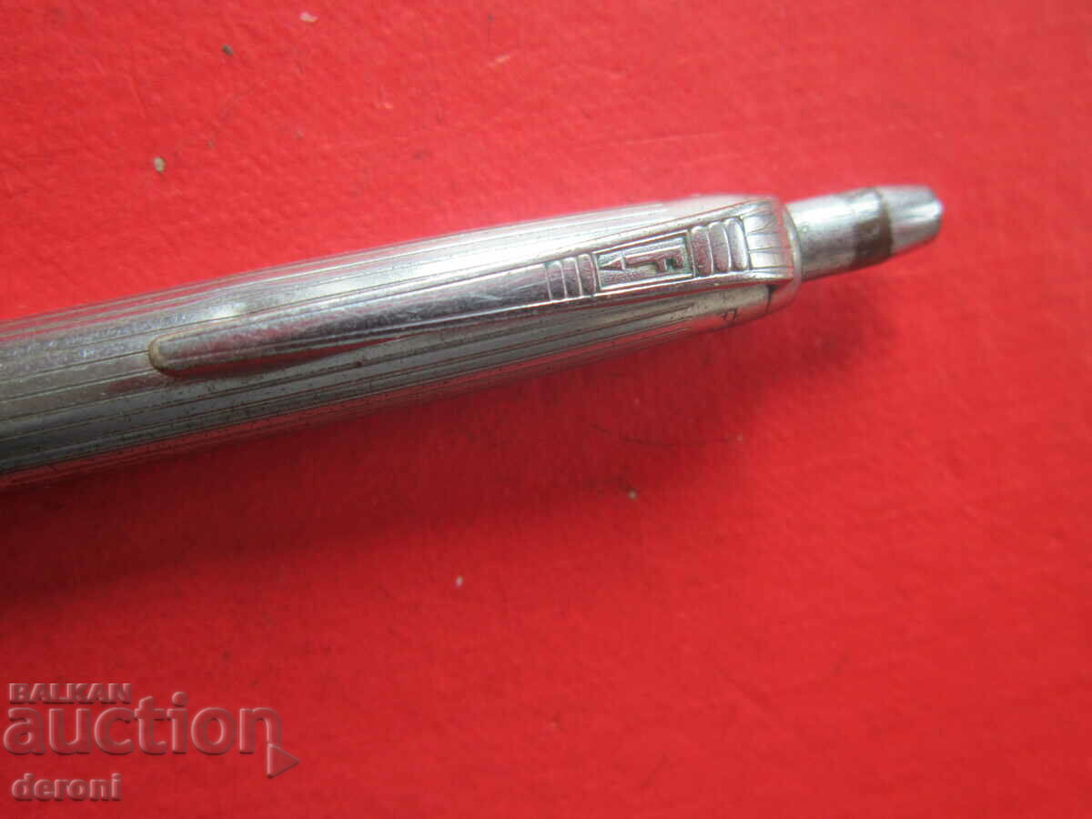 Auction Great pen pen Fend Truxa Auction Great pen pen Fend Truxa