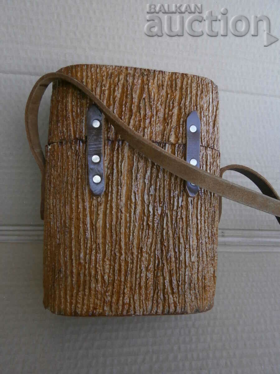 Auction  Handmade binoculars box