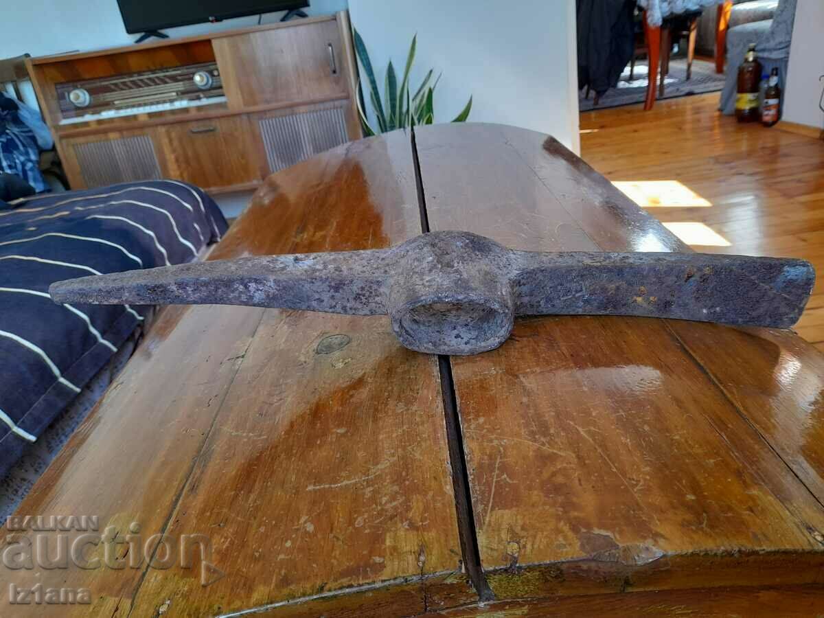 Old pickaxe, kazma - 5