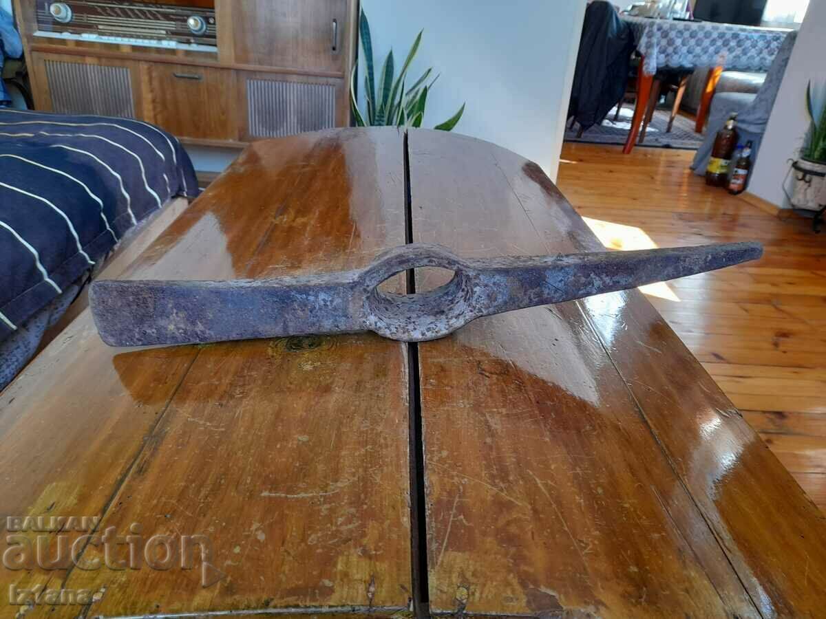 Old pickaxe, kazma - 6