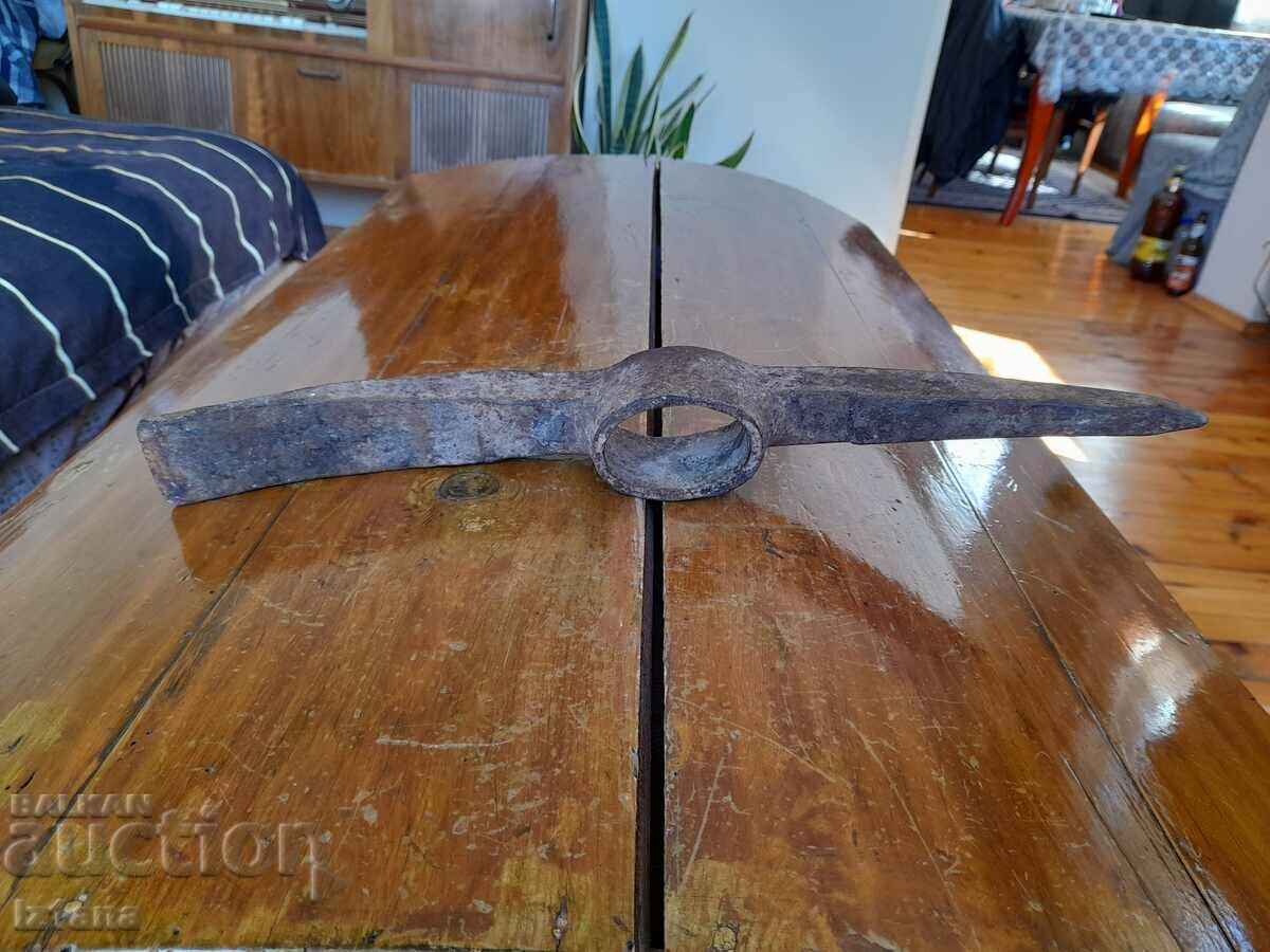 Old pickaxe, kazma - 6