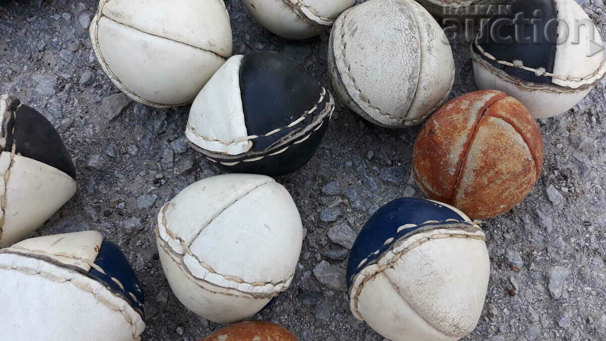 retro small throwing balls with price 51.00 BGN | € 26.08 retro small throwing balls with price 51.00 BGN | € 26.08