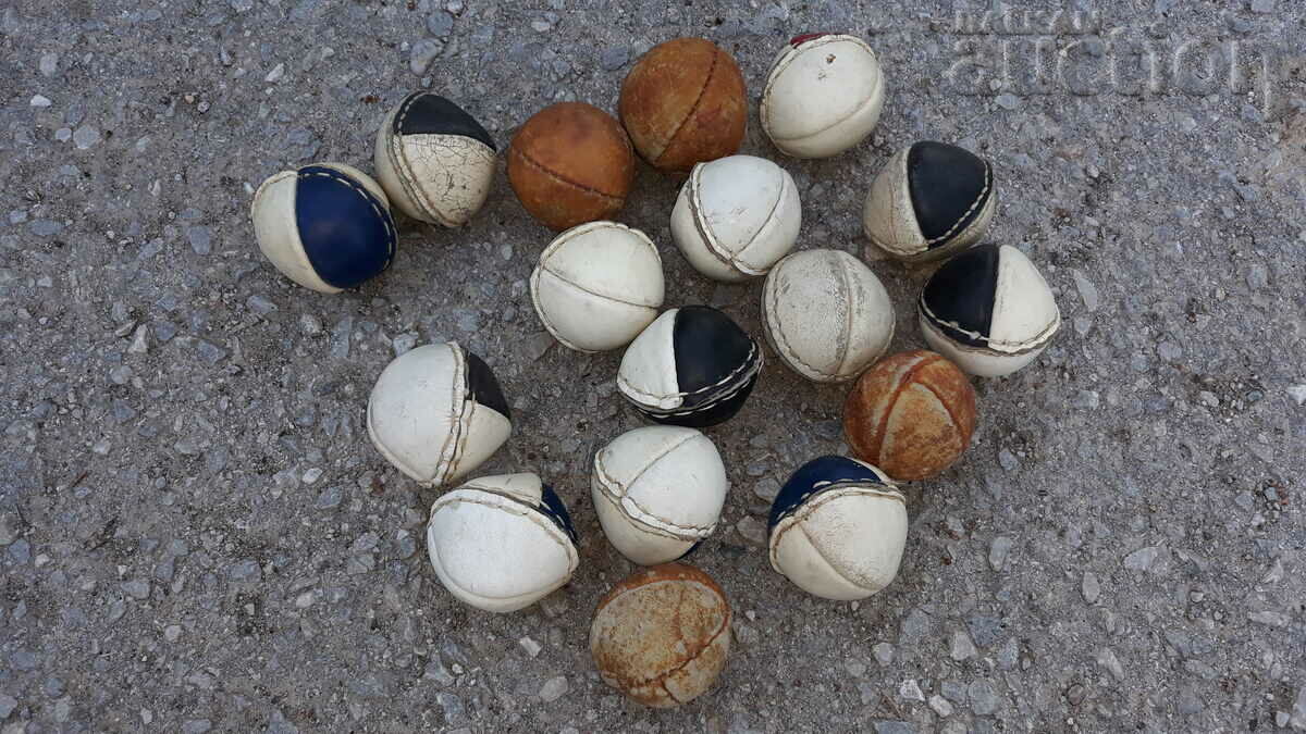 Auction retro small throwing balls Auction retro small throwing balls