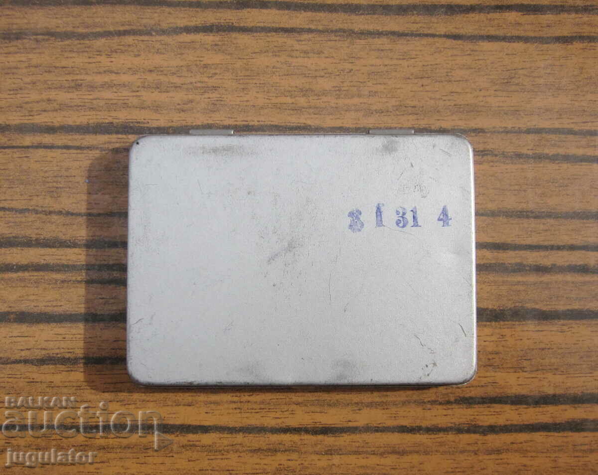 Delivery of unused German medical needles in a metal box