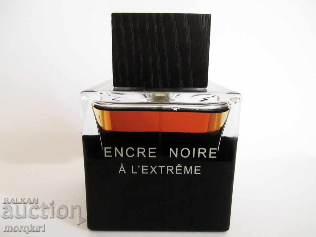 Turnări, turnare, din parfumul Encre Noire A L'Extreme Lalique