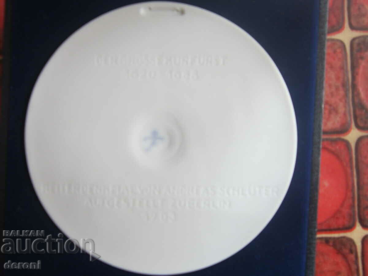 Porcelain painting medal porcelain in box 2 - 5 Porcelain painting medal porcelain in box 2 - 5