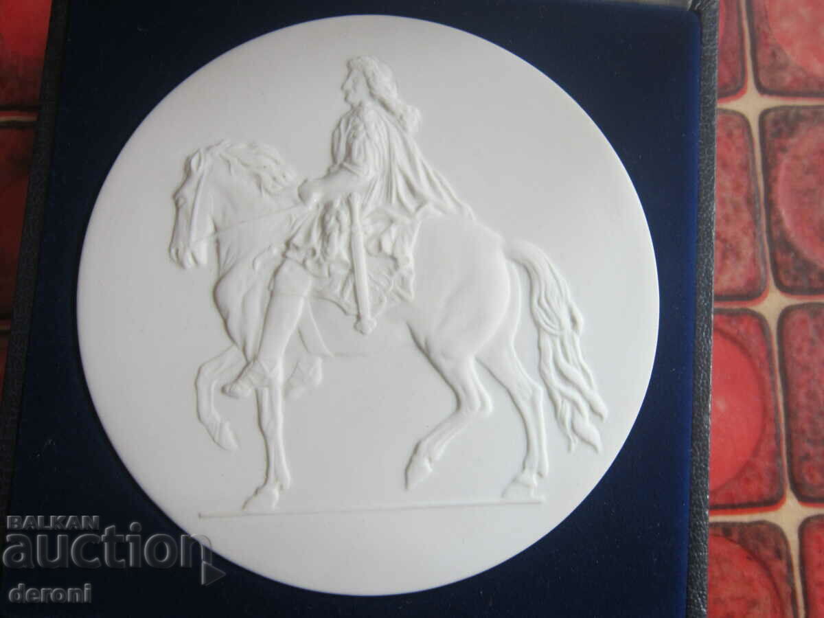 Porcelain painting medal porcelain in box 2 - 7 Porcelain painting medal porcelain in box 2 - 7