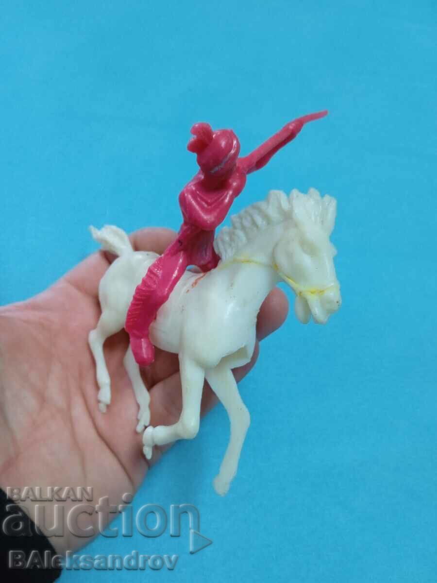 Μια μεγάλη ινδική φιγούρα σε ένα άλογο με τιμή 8.00 BGN | € 4.09 Μια μεγάλη ινδική φιγούρα σε ένα άλογο με τιμή 8.00 BGN | € 4.09