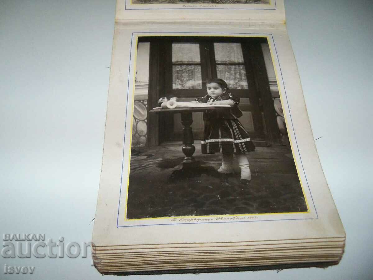 Auction Luxurious old family photo album with 43 photos from 1907. Auction Luxurious old family photo album with 43 photos from 1907.