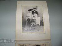Луксозен стар семеен фотоалбум с 43 фотографии от 1907г.