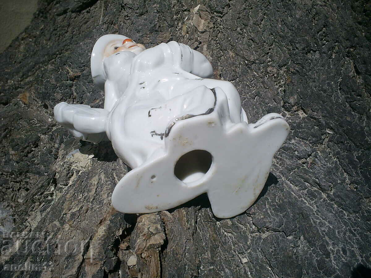 OLD PORCELAIN CLOWN - 5