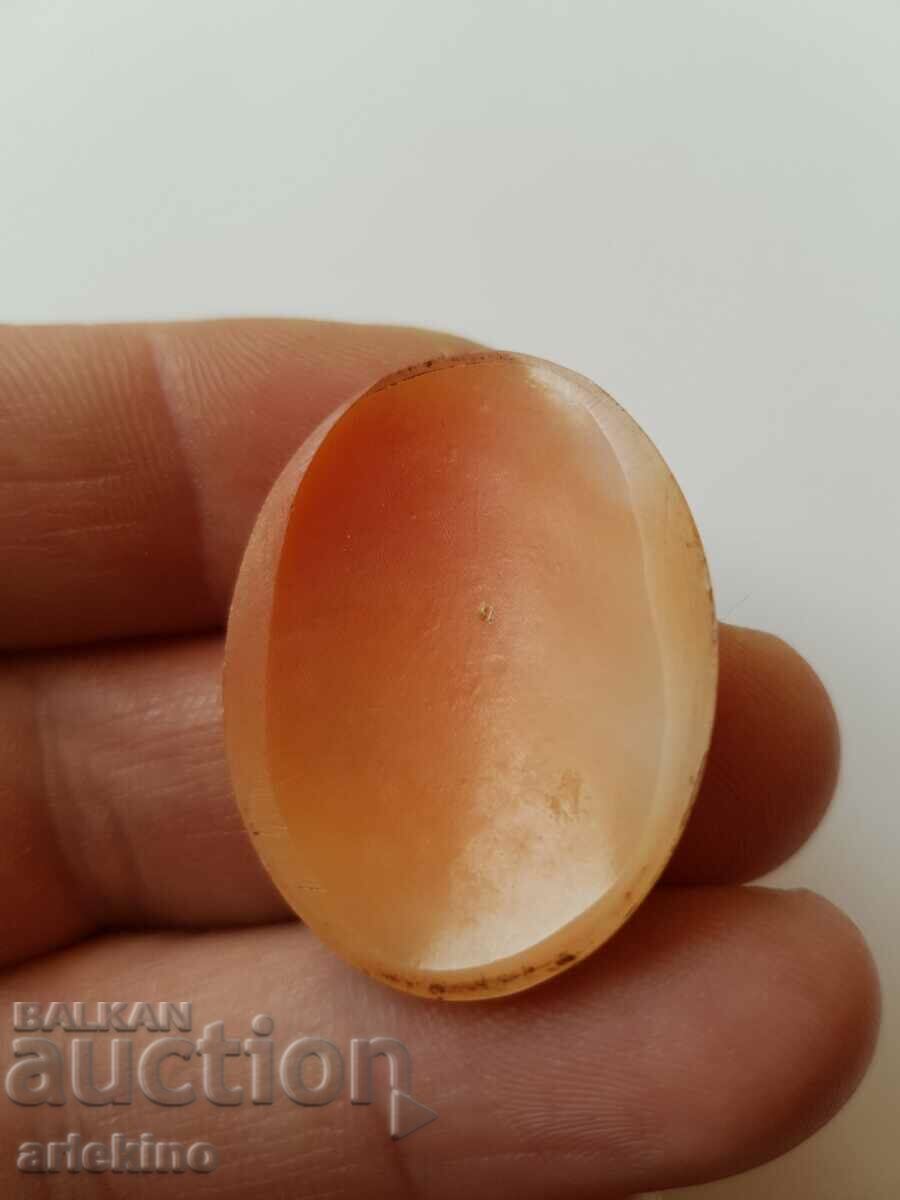 Delivery of Rare Victorian cameo for medallion, 19th century brooch