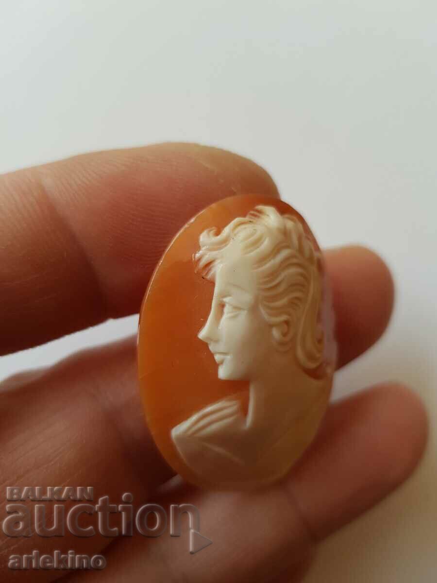 Auction Rare European cameo for medallion, brooch 1900-1920 Auction Rare European cameo for medallion, brooch 1900-1920