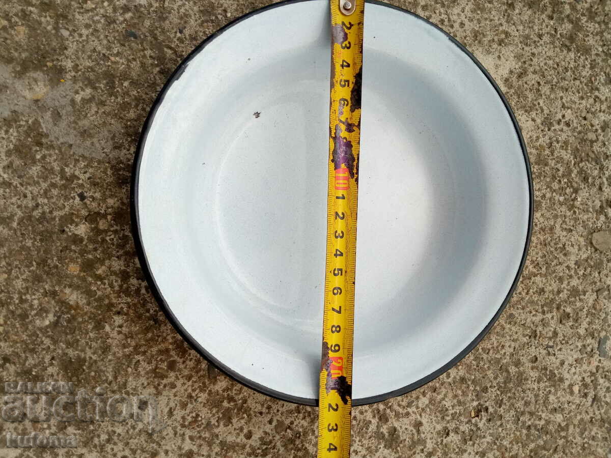 Enameled plate with price 9.99 BGN | € 5.11 Enameled plate with price 9.99 BGN | € 5.11