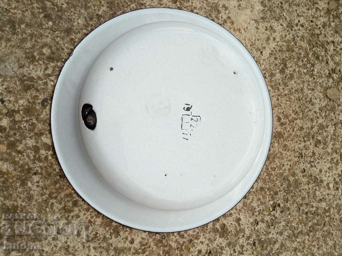 Auction Enameled plate Auction Enameled plate