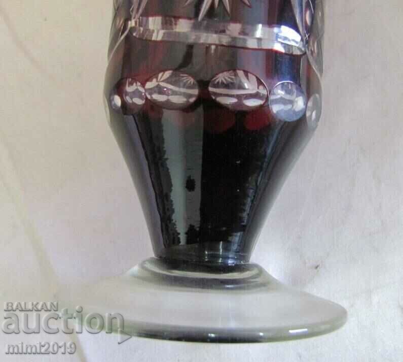 Screw Crystal Red Glass Carafe, Bottle - 7 Screw Crystal Red Glass Carafe, Bottle - 7