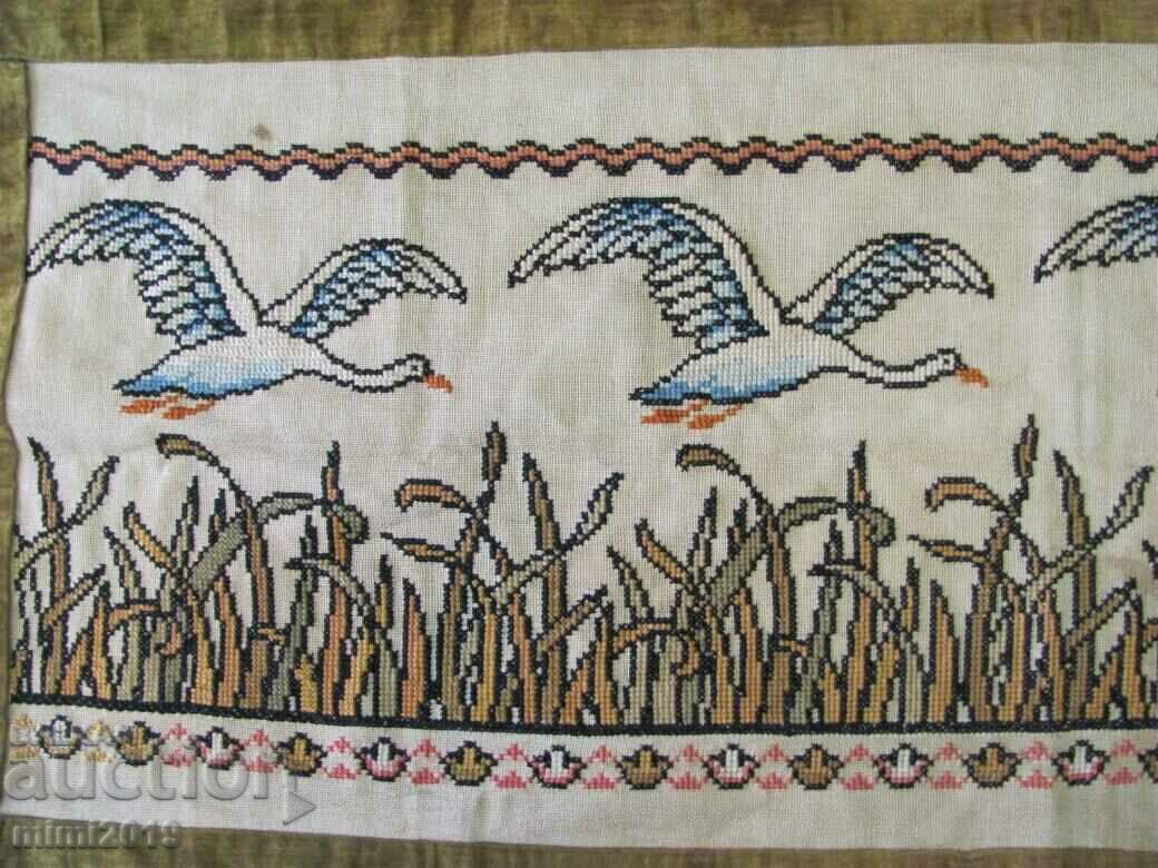 Παράδοση Βιδωτό Χειροποίητο Χαλί, Τραπεζομάντηλο Παράδοση Βιδωτό Χειροποίητο Χαλί, Τραπεζομάντηλο