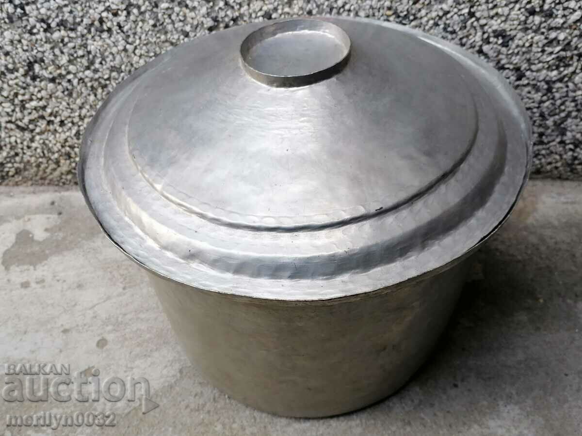 Copper pot with lid copper copper container boiler bass with price 179.00 BGN | € 91.52 Copper pot with lid copper copper container boiler bass with price 179.00 BGN | € 91.52