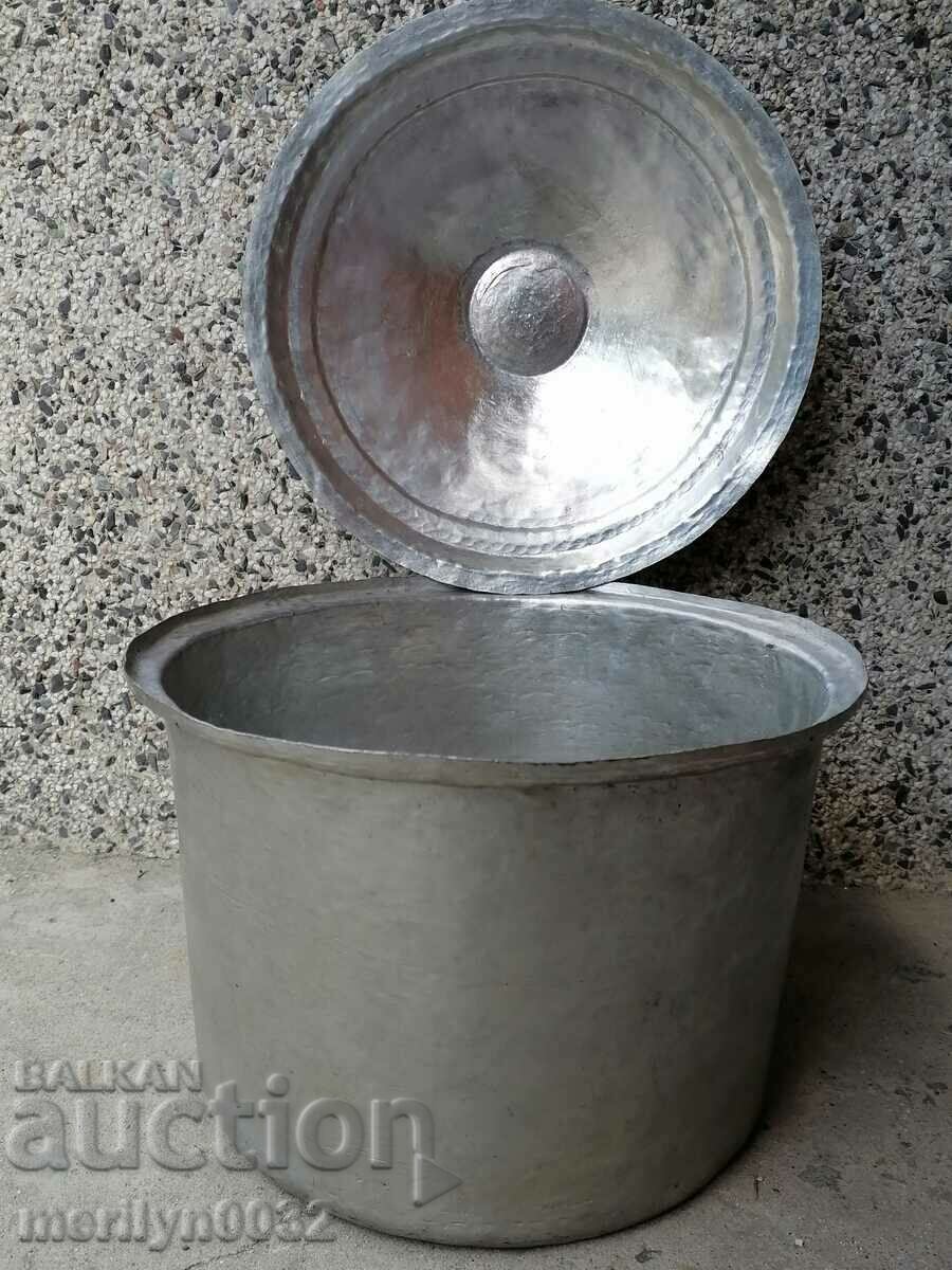 Delivery of Copper pot with lid copper copper container boiler bass Delivery of Copper pot with lid copper copper container boiler bass