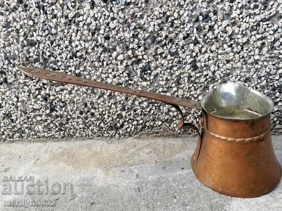 Παλιά χαλκού κονσερβοποιημένα κατσαρόλα, μπρίκι, χαλκό, σκάφος χαλκού με τιμή 52.00 BGN | € 26.59 Παλιά χαλκού κονσερβοποιημένα κατσαρόλα, μπρίκι, χαλκό, σκάφος χαλκού με τιμή 52.00 BGN | € 26.59