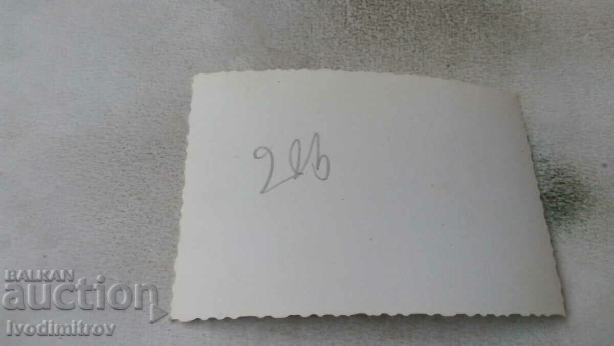 Φωτογραφία Οικογένεια στη θάλασσα με τιμή 1.65 BGN | € 0.84 Φωτογραφία Οικογένεια στη θάλασσα με τιμή 1.65 BGN | € 0.84