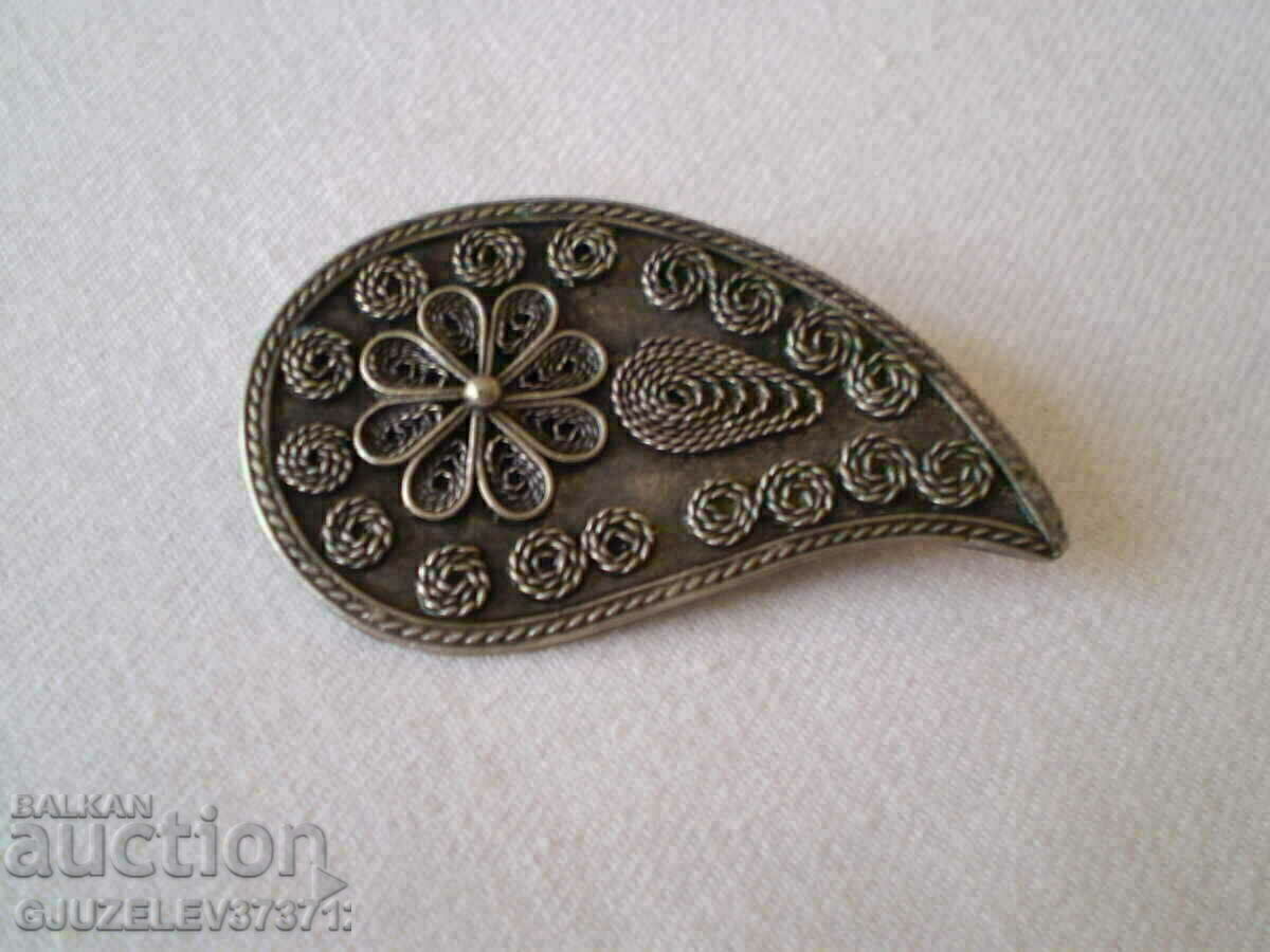 Women's Filigree Brooch - 6